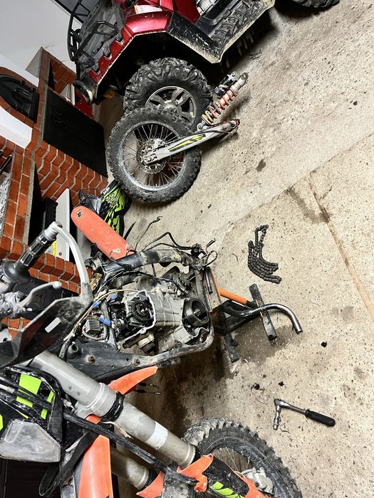 Vand Ktm 450 exc 2010 sau schimb cu scuter 125