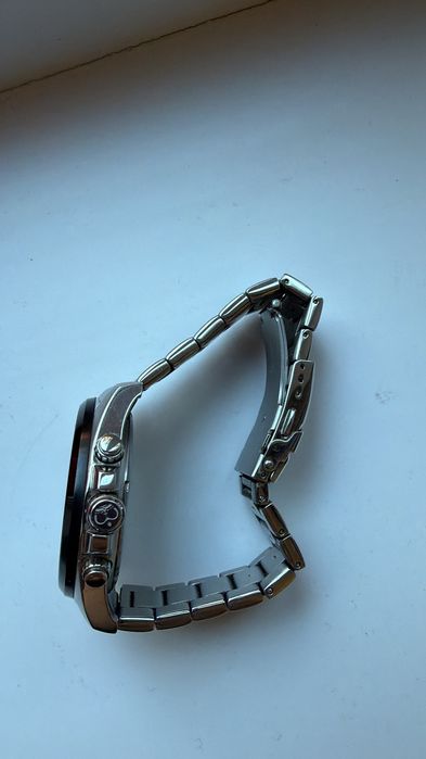 Часы Royal London