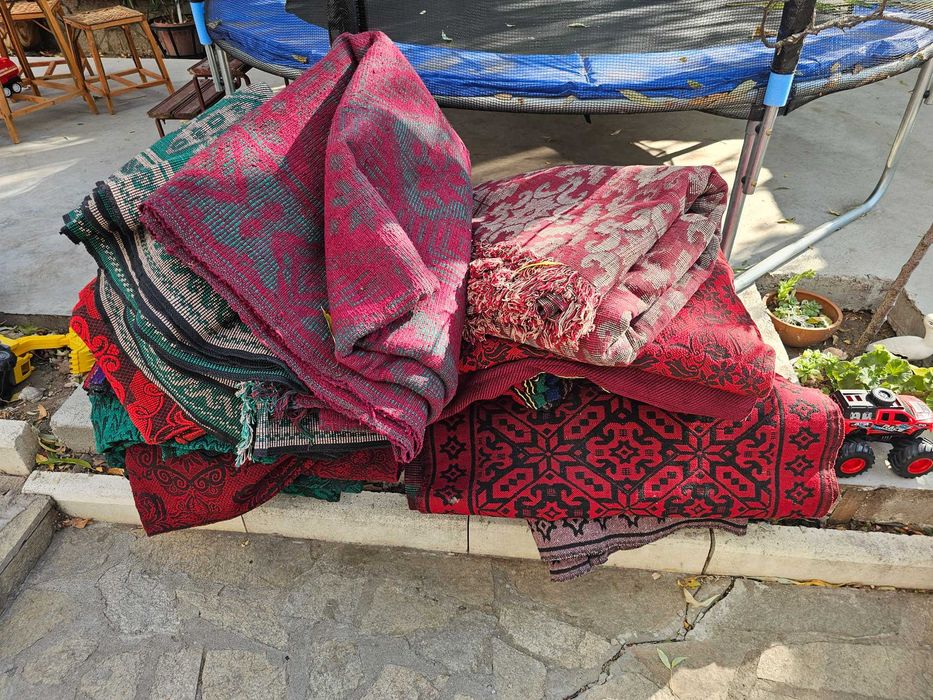 Черги, килими, покривала