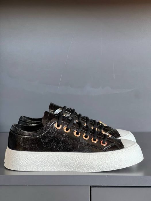 Adidasi Chanel noi !!! Marimi 36/40 !!!