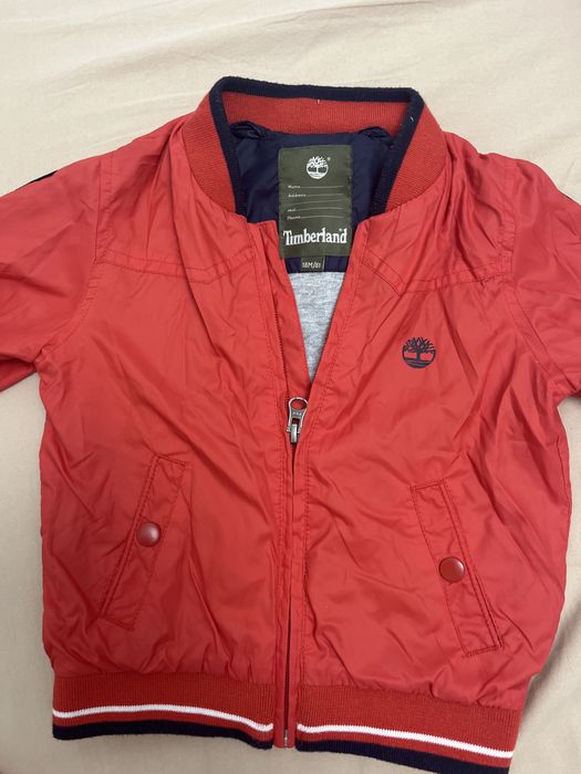 Jacheta noua fara eticheta!! Nu este purtata!!