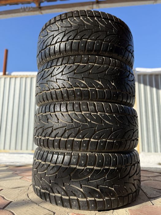 Продам диски с зимними шинами R20