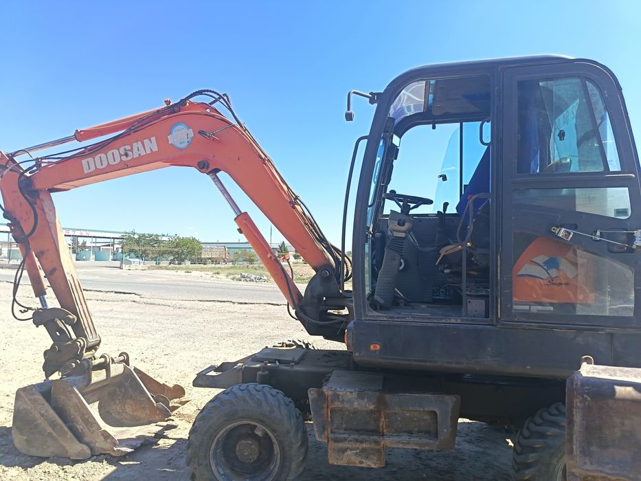 Doosan 55 w 2005 yil