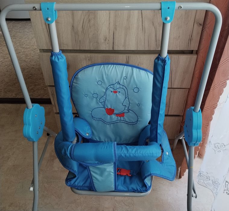 Продам детскую качелю
