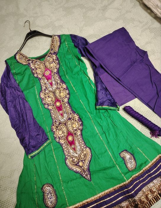 Индийский сари. Национальное платье