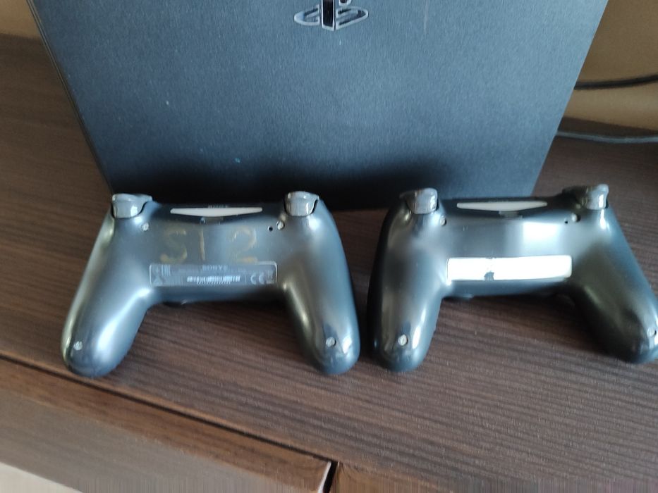 Playstation 4 pro 1TB