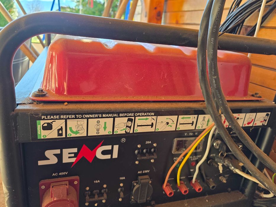 Бензинов генератор 17 киловата. Работил е само 2-3 часа.