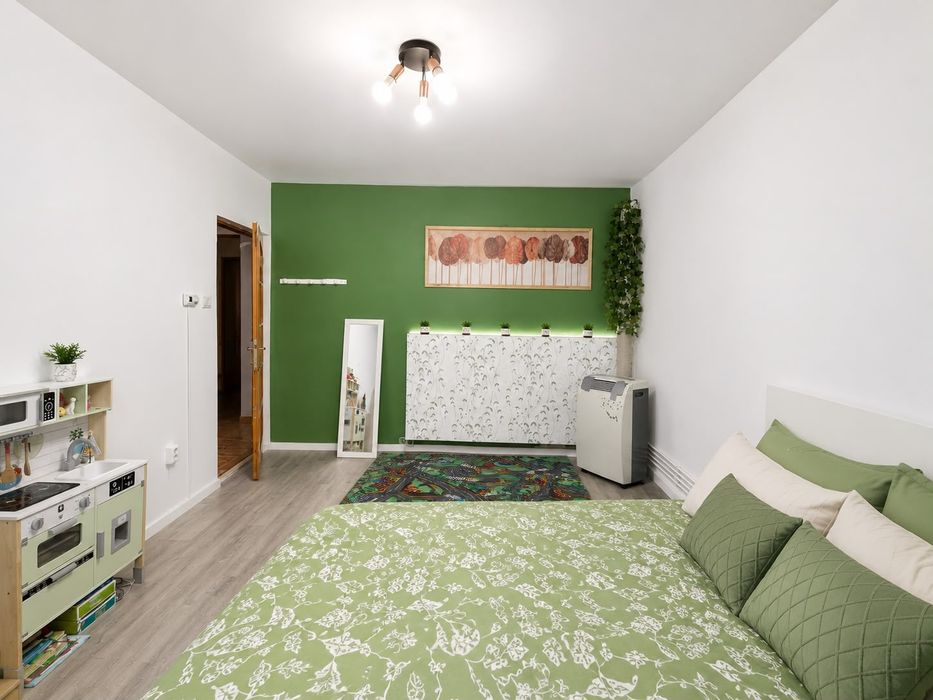Vând apartament cu 2 camere