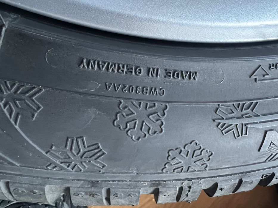 Jante E class Avantgarde MO 245 45 17 Mercedes E class W212 Orig MB
