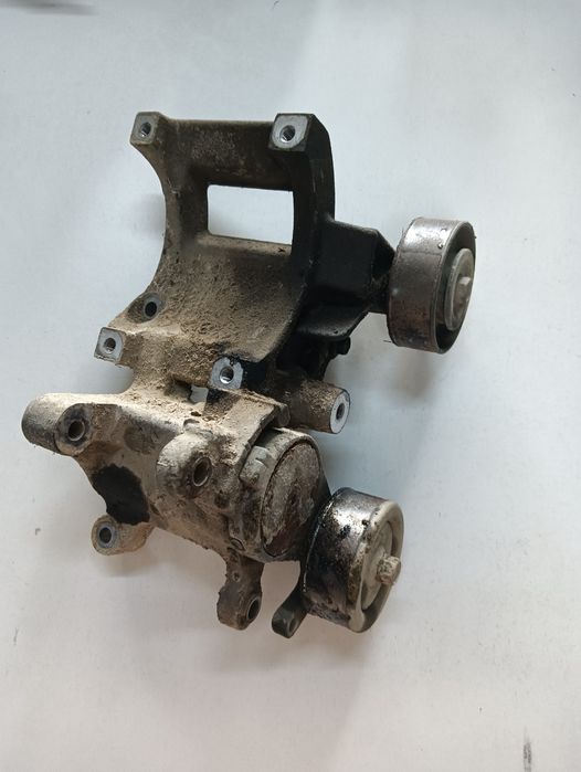 Suport Alternator Compresor Toyota Land Cruiser Lj12_, Kzj12_, Trj12_