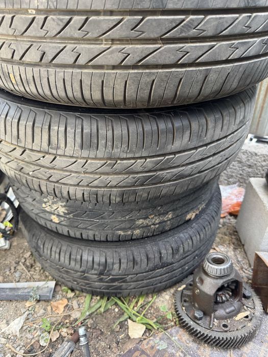 Шины летние 185/65/R15 21 год выпуска в идеальном состояние