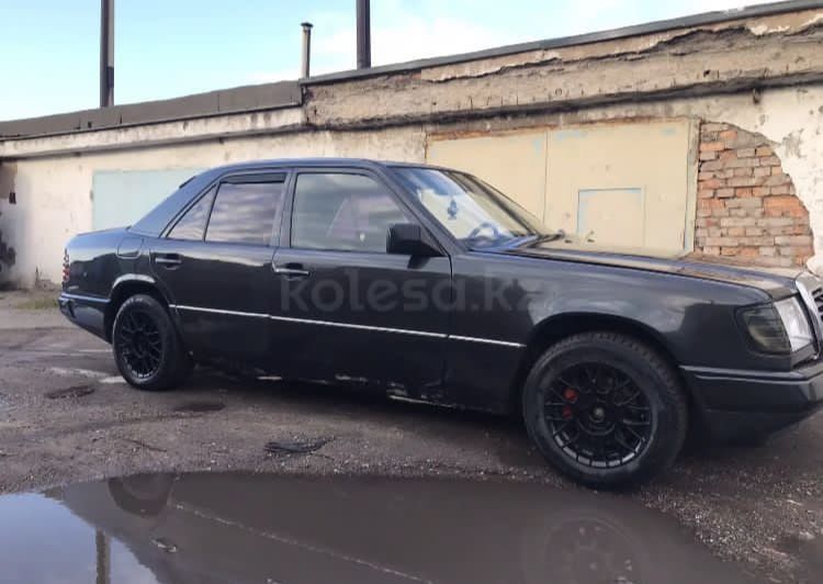 Продаю Мерседес 124