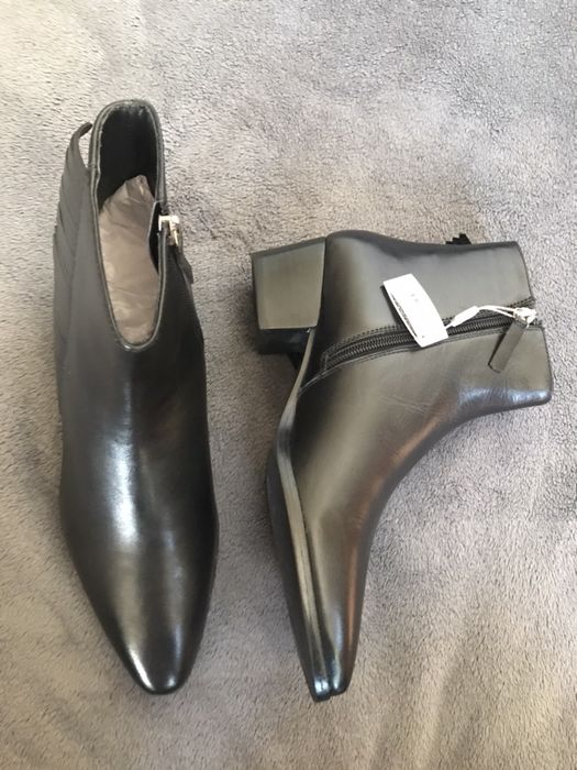 Cizme/botine scurte Uterque, piele naturala, noi, marimea 39