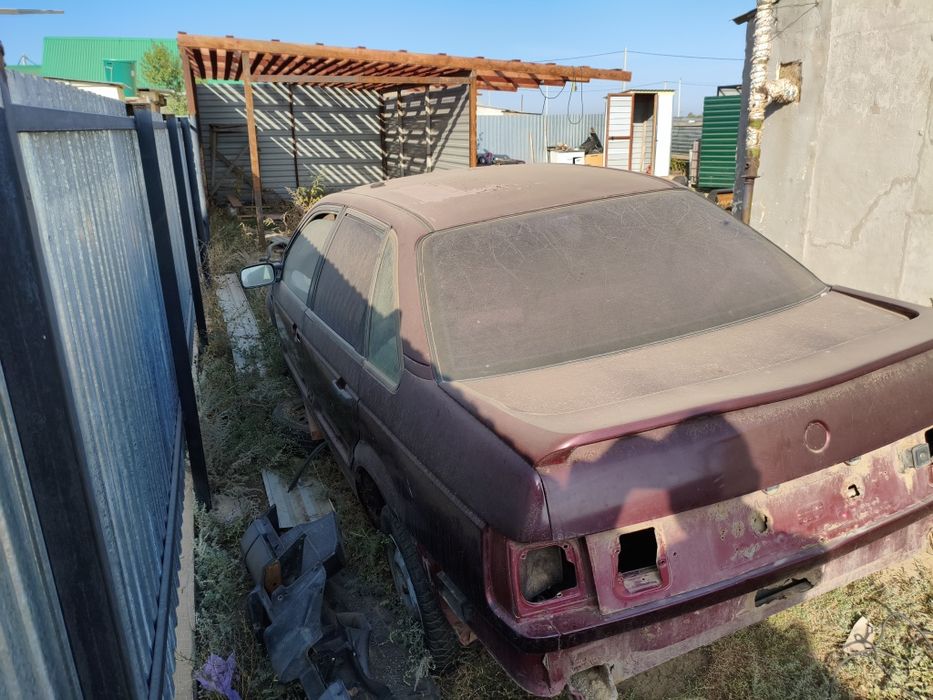 Пассат В3 седан .