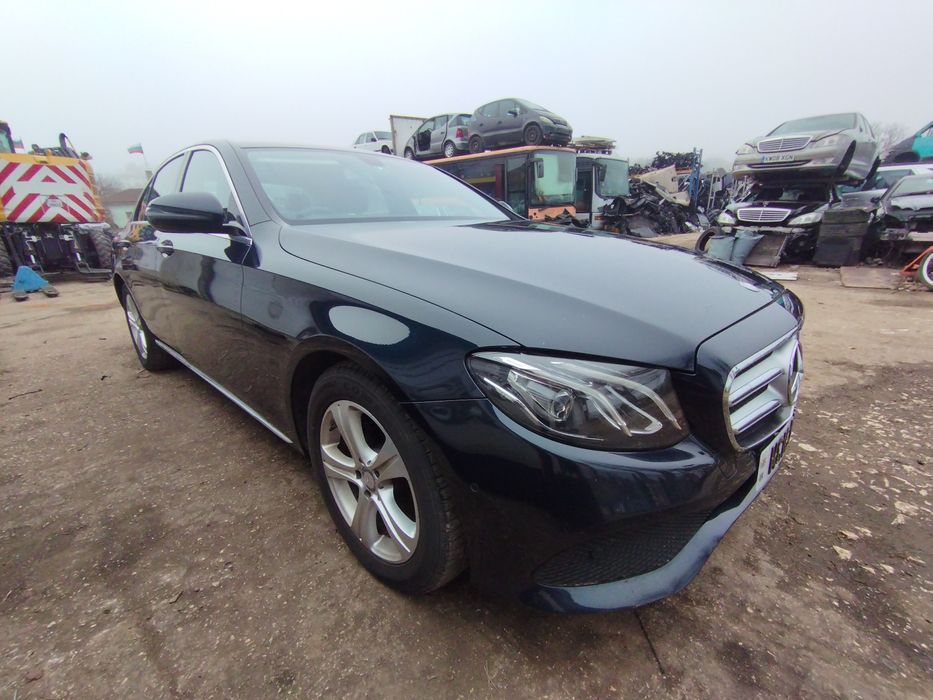 На части Mercedes E220D, W 213