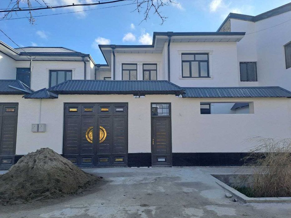 2,5 сотикли катедж сотилади автовагзал обл гаи