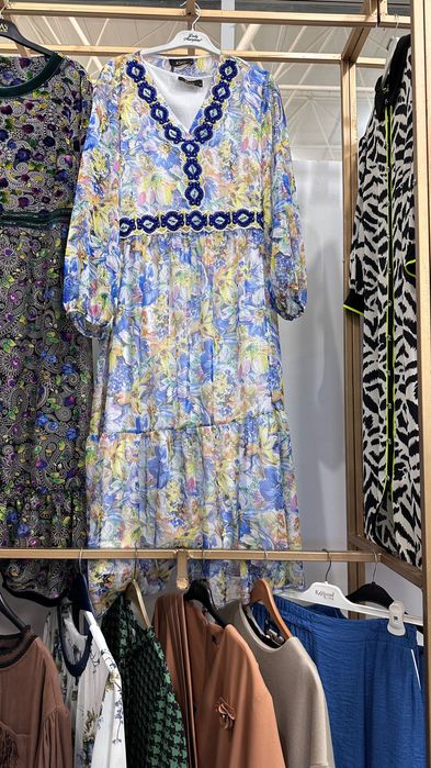 Продается платья