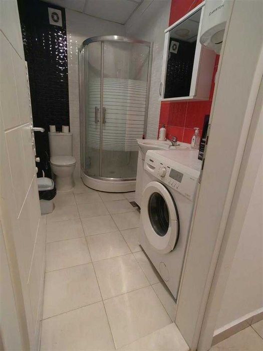 Дава се под наем Едностаен апартамент в Бургас, Лазур - 30 кв.м за 153 € - Снимка #5