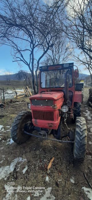 Vând universal 445 dt utb