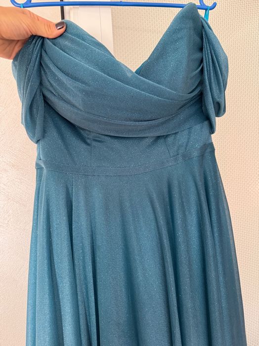 Официална рокля за абитуриентка