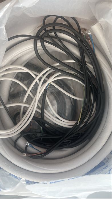 монтажный комплект для кондиционера от Hansa по 3 метра 2 шт  новый