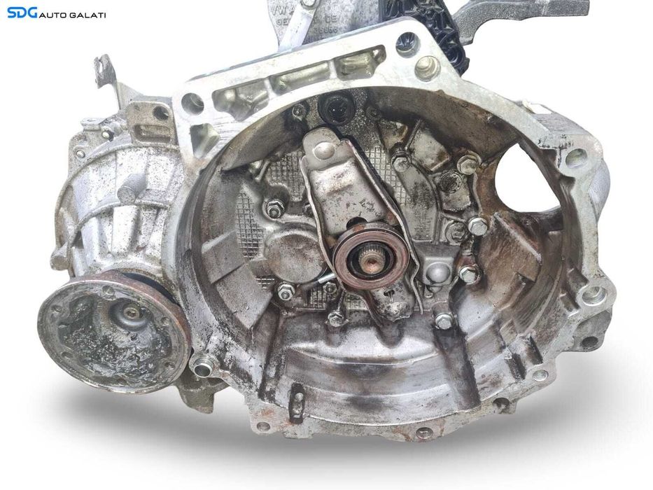 Cutie Viteze Manuala 5 Trepte Cod KQM Volkswagen Golf 6 2.0 TDI 2008 - 2014 Cod 0A4300045S [B3028]