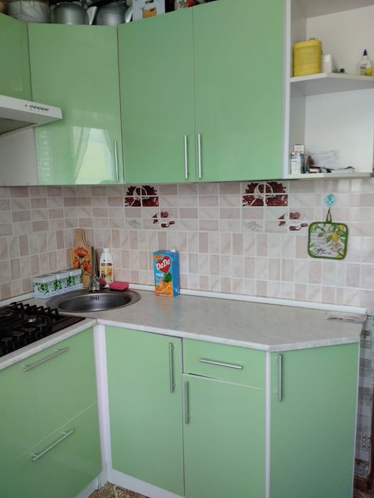 Продам 2 комнатную квартиру.