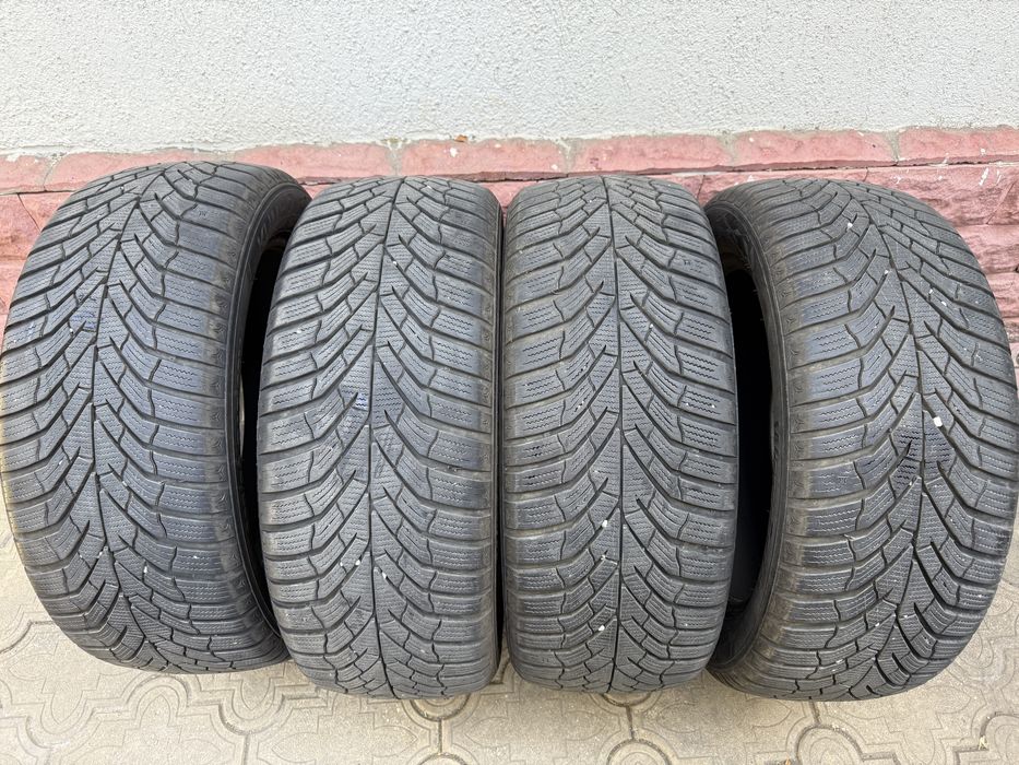 225/50 R17 98V Kumho WinterCRAFT 4 buc
