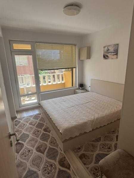 Двустаен апартамент в Сарафово