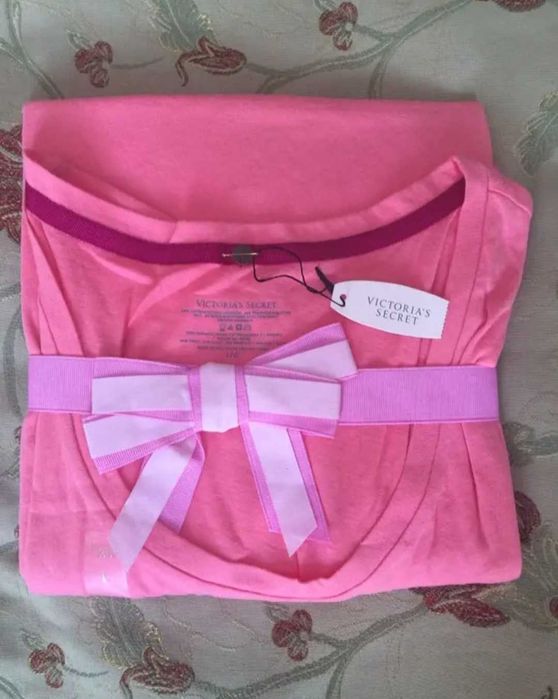 Пижамы Victoria's Secret
