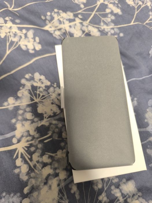 Vând s-au schimb Honor Magic 7 lite Nou