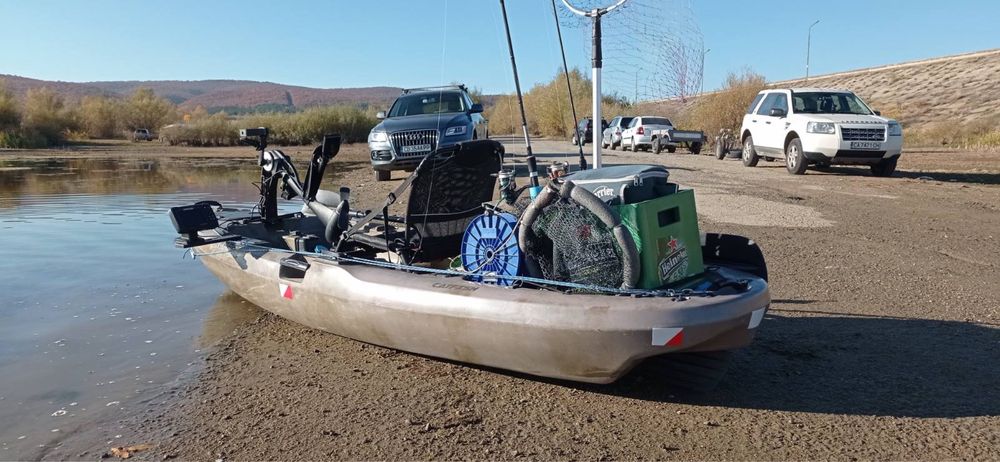 Риболовен каяк