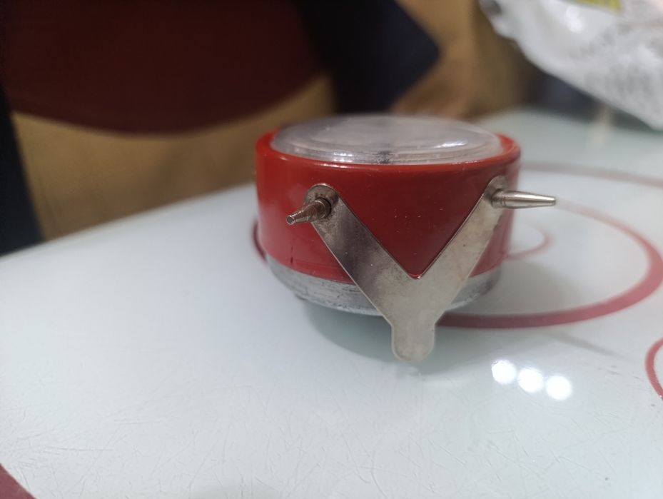 Ceas deșteptător ARADORA