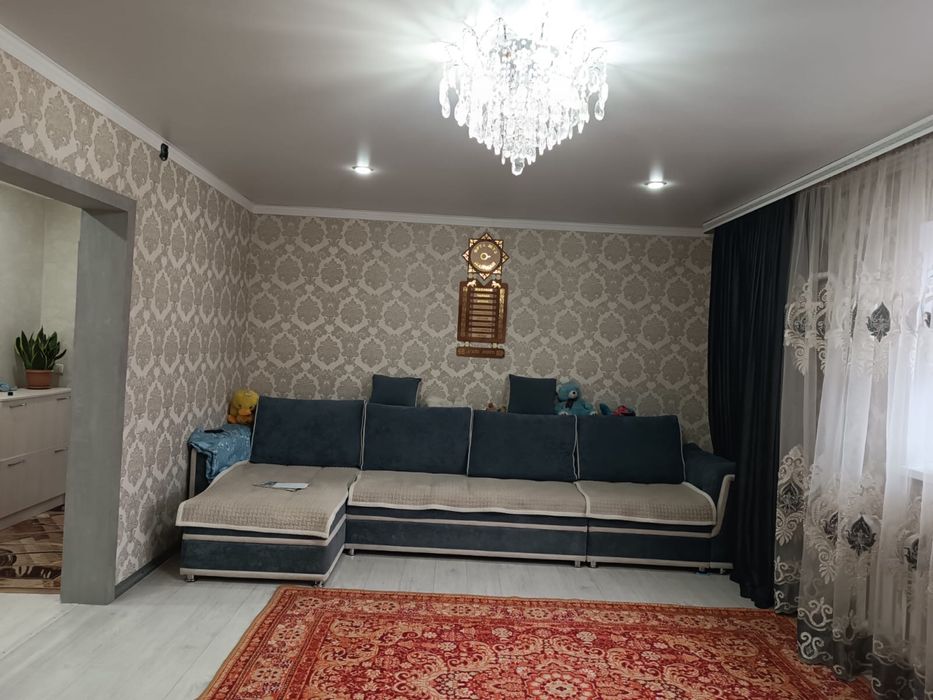 Продам частный благоустроенный дом на Бобровке