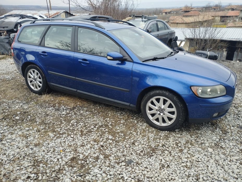 Волво В 50 2.0 HDI 136 коня. Само на части.