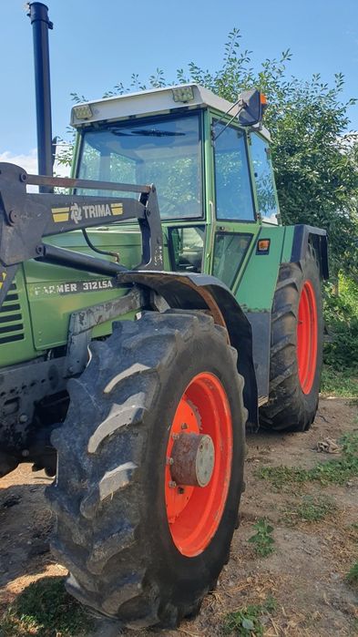 Fendt  312lsa  cu incarcator frontal