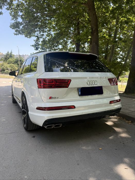 Aydi SQ7 4.0 tdi 2017г.185х.км MATRIX