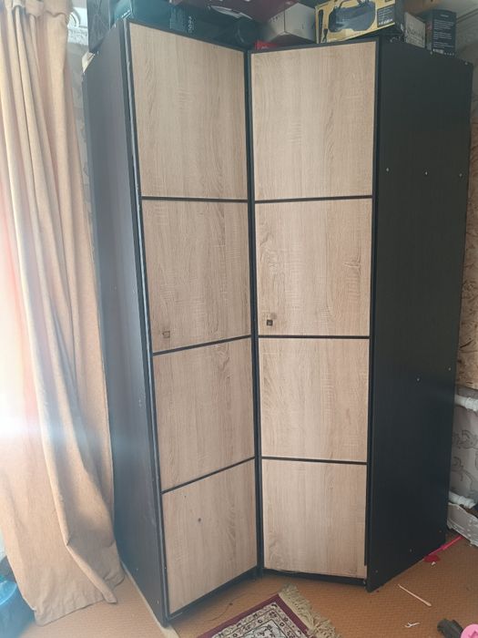 Продам угловой шкаф