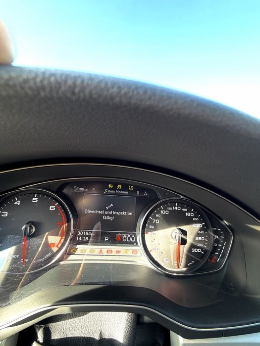 Audi A4 b9 2023 Sline 2.0 tfsi avariat , 30.000 km