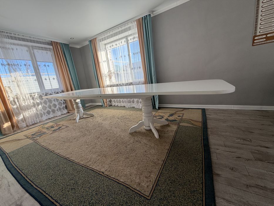 Продам стол в хорошем состоянии