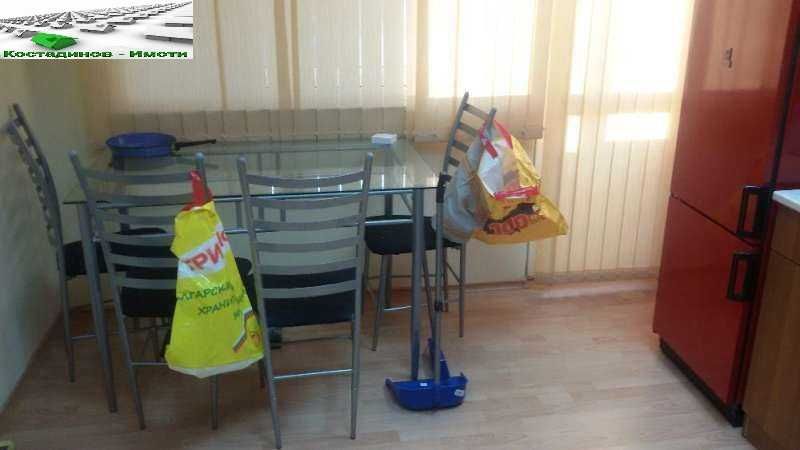 Дава се под наем Двустаен апартамент в Пловдив, Централна гара - 55 кв.м за 331.5 € - Снимка #1