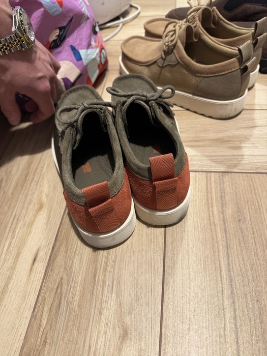 Papuci nr 43 purtati odata