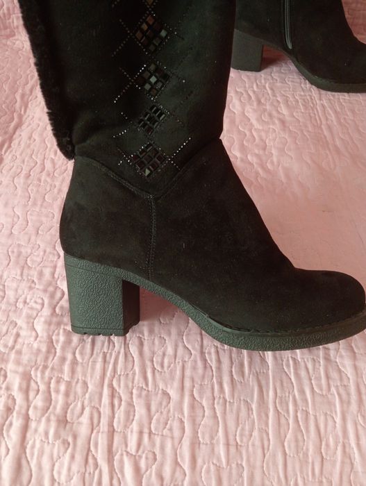 Сапоги женские .