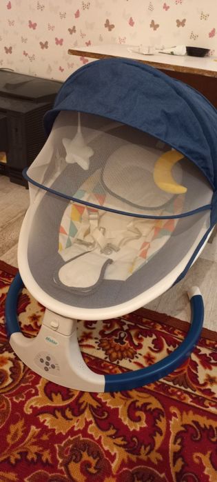 Продам шизлонг для новорожденного