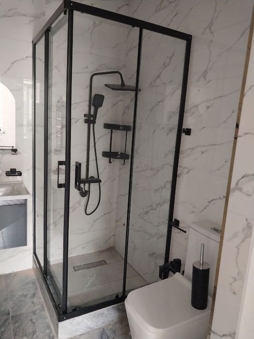 Kalyoniy oyna dushavoy kabina peregarotka perilla