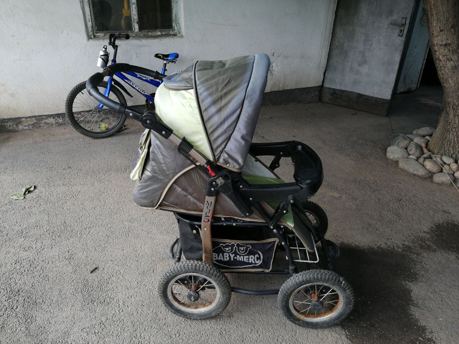 Польская прогулочная коляска