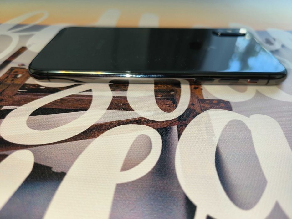 iPhone x negru 64g impecabil