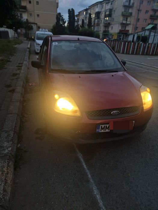 Ford fiesta 1.3 benzina anul 2008