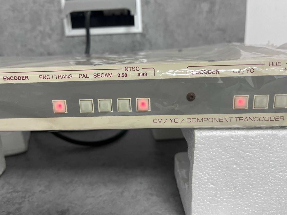 Kramer Electronics BC-4043 convertor profesional format video analogic