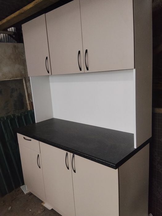 Продам кухонный шкаф.